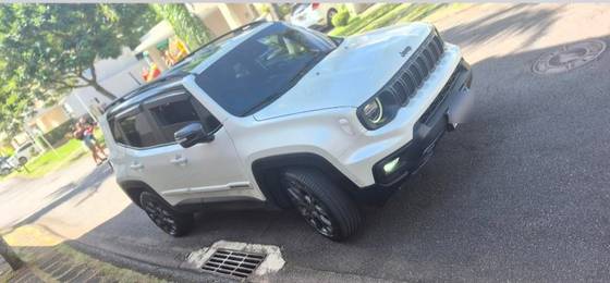 JEEP RENEGADE 1.3 T270 TURBO FLEX S 4X4 AT9 JEEP RENEGADE 1.3 T270 TURBO FLEX S 4X4 AT9